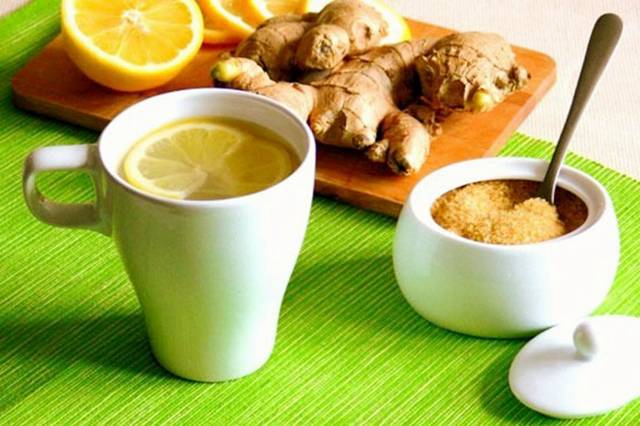 Hot lemon drink